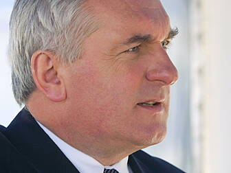 Bertie Ahern Rejoins Fianna Fá...